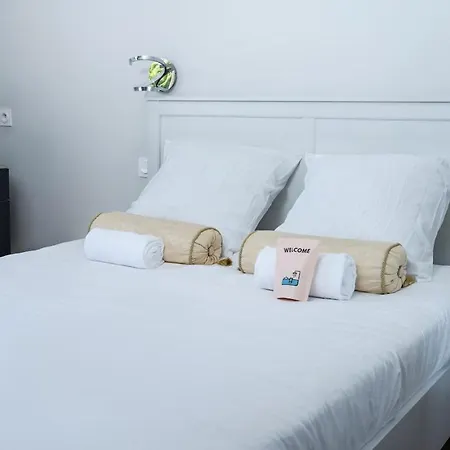 Climatisé Avec Terrasse Apartamento *